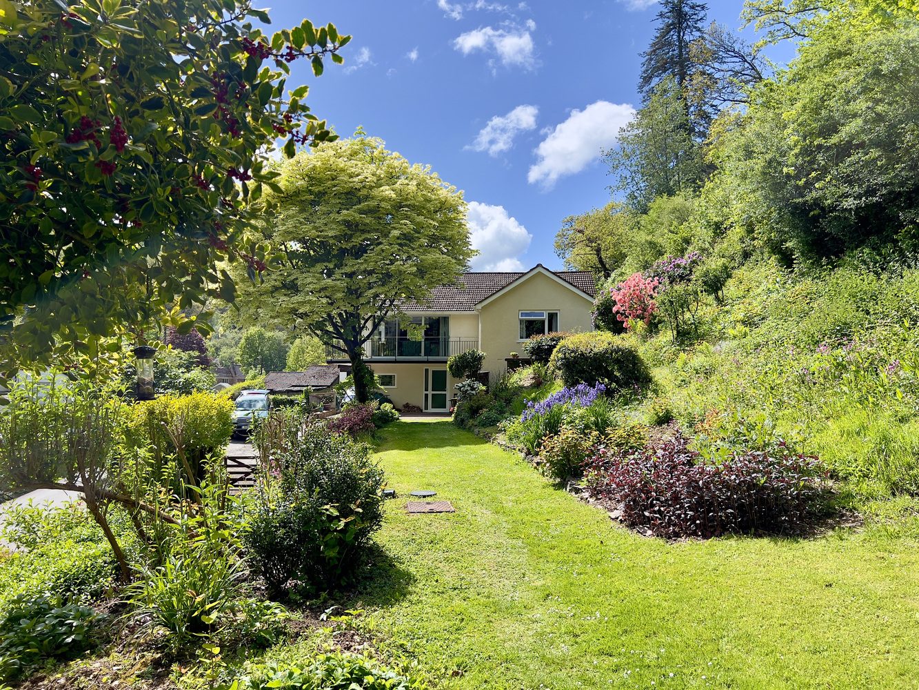Property main image