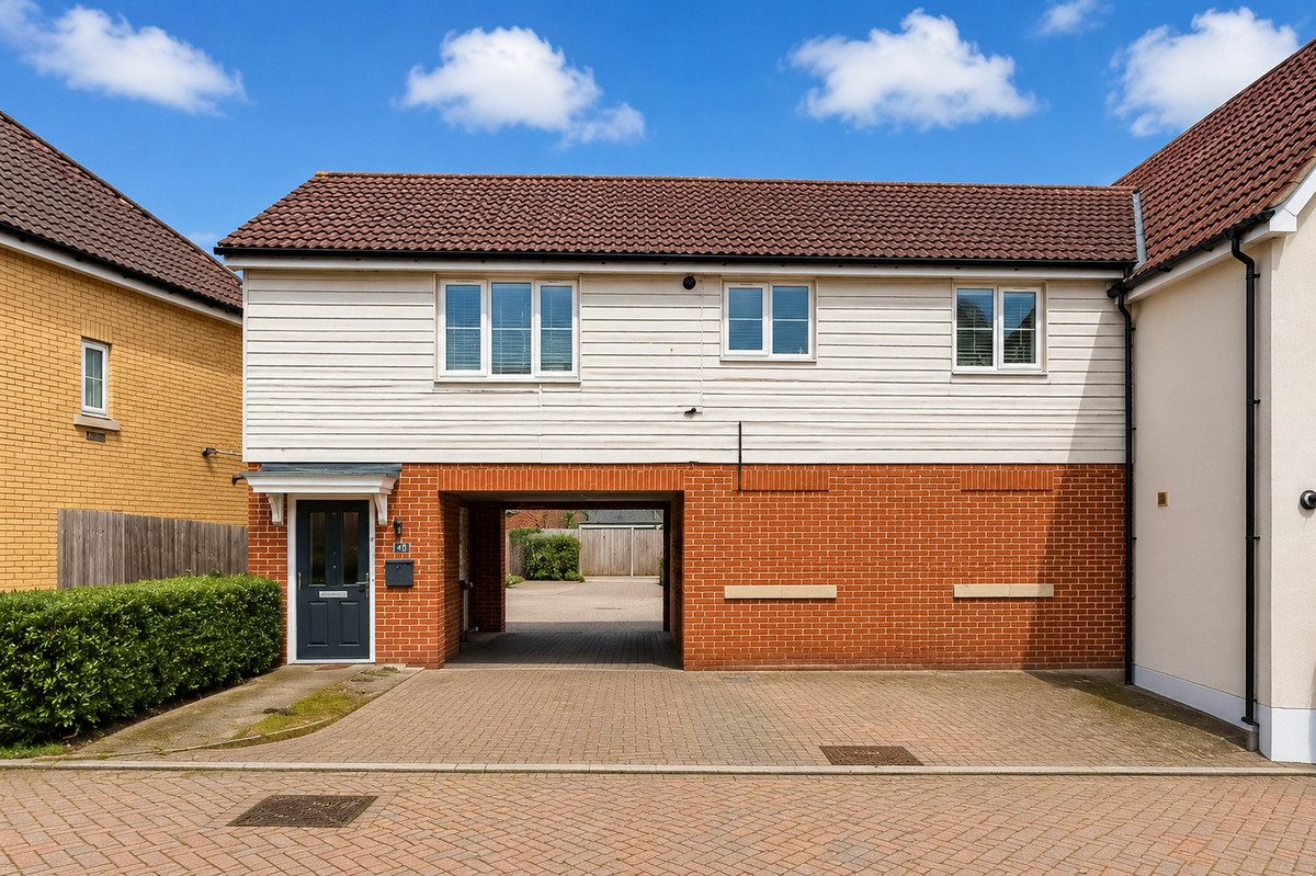 16 Liddell Drive, Basildon SS14 3PF