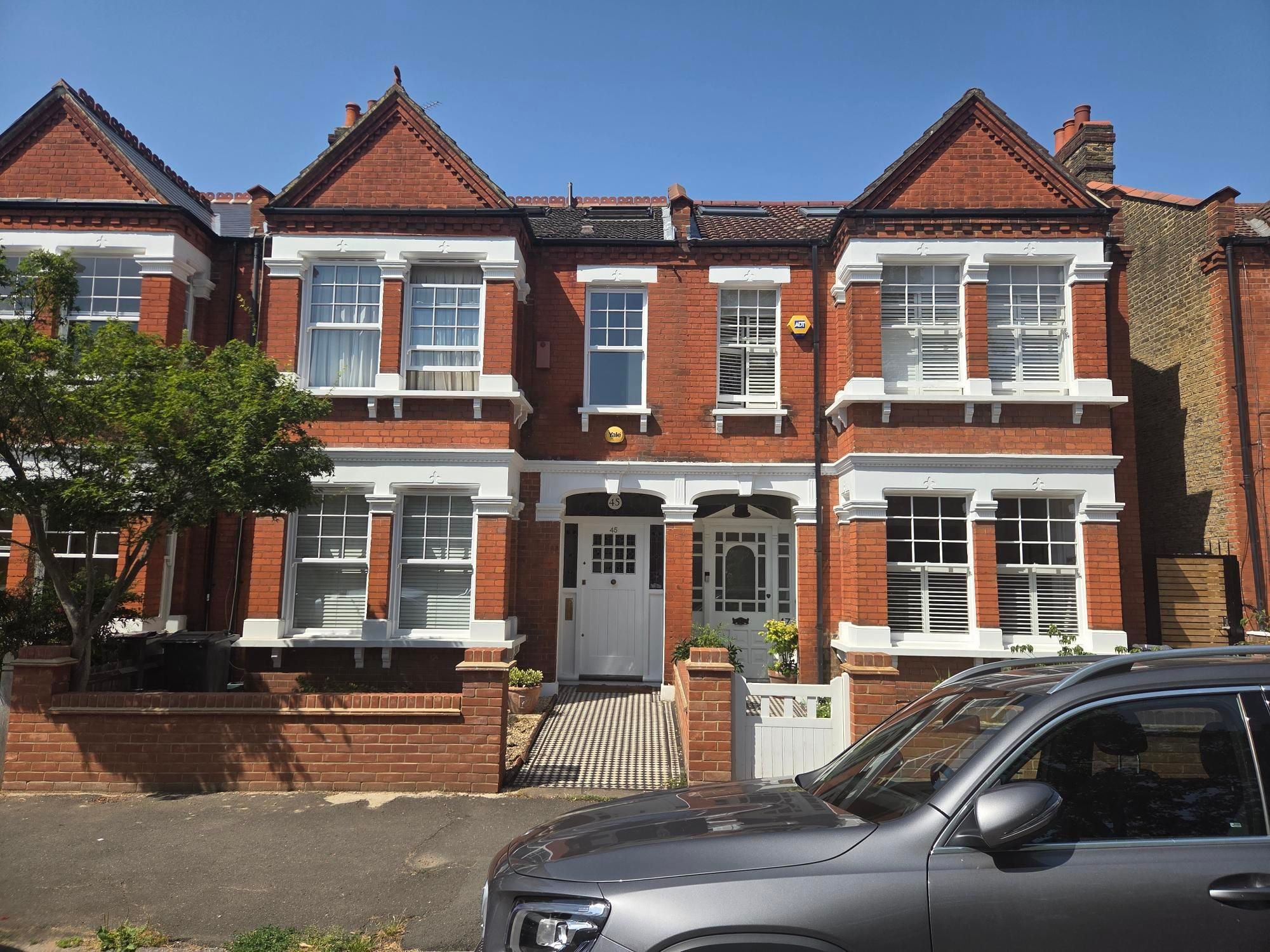 Property main image