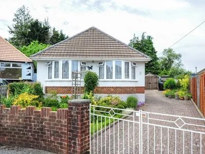 Property on BH12 2HF