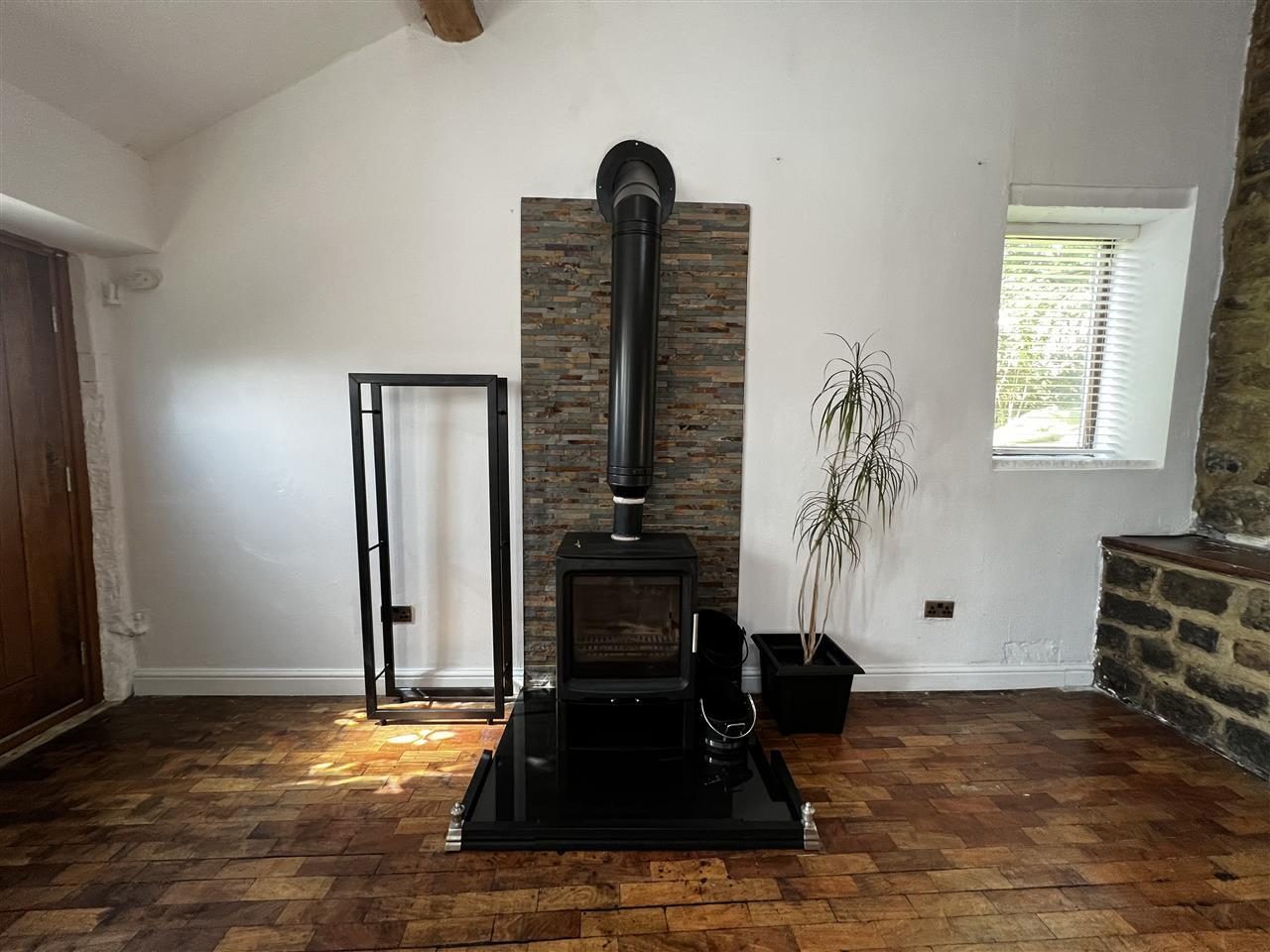 Thumbnail 12