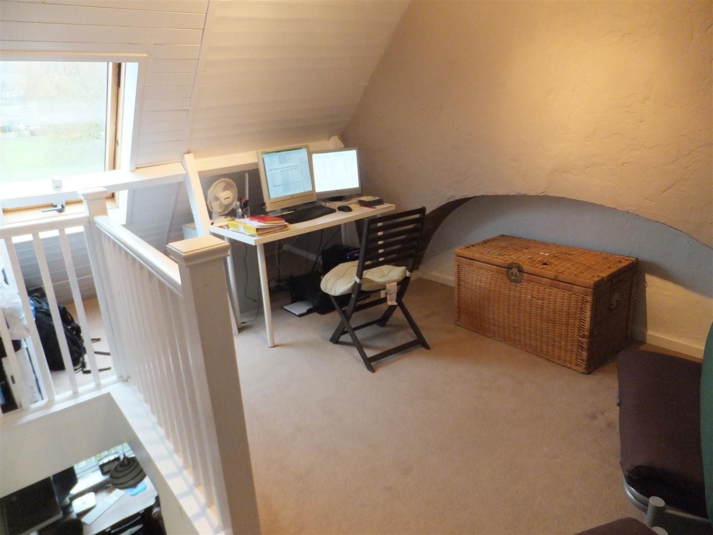 Thumbnail 11