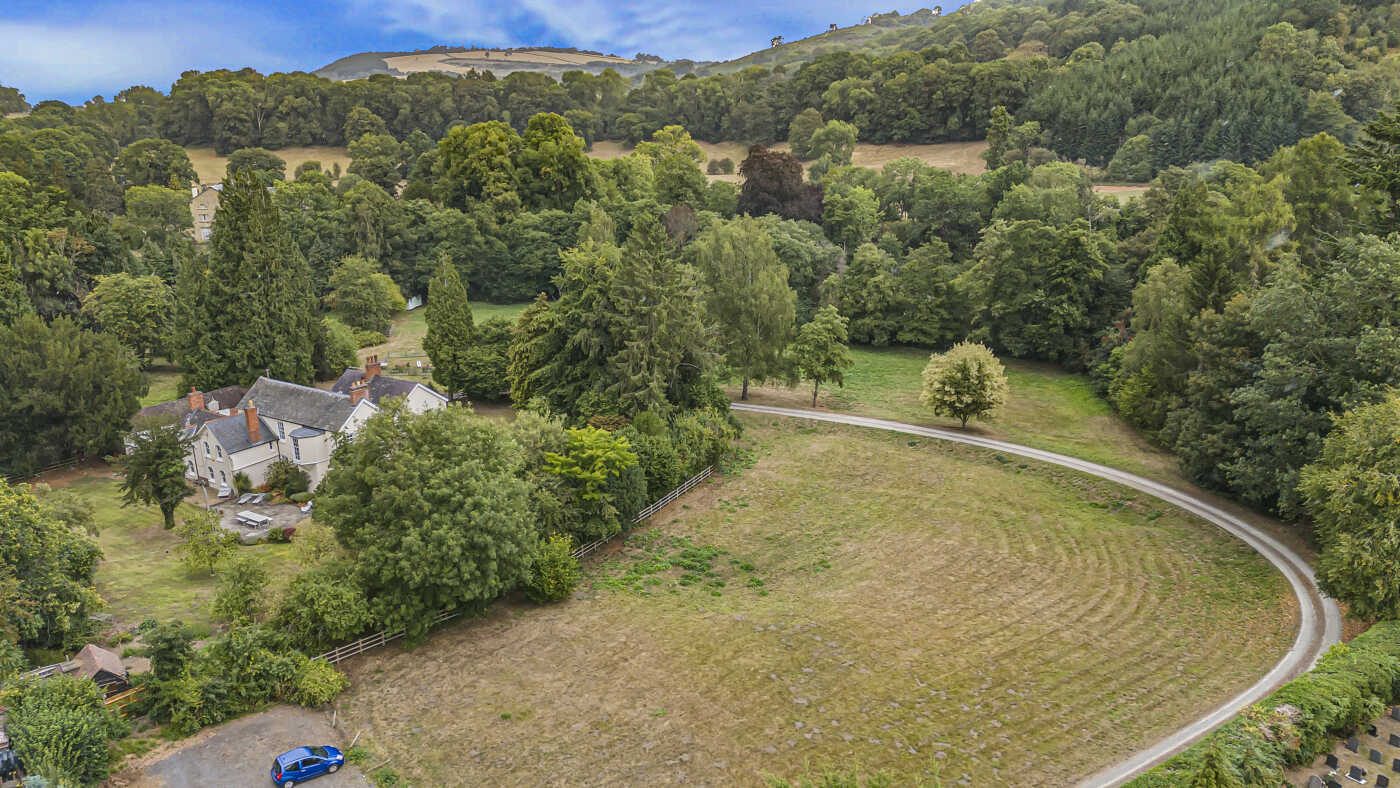 Thumbnail 28