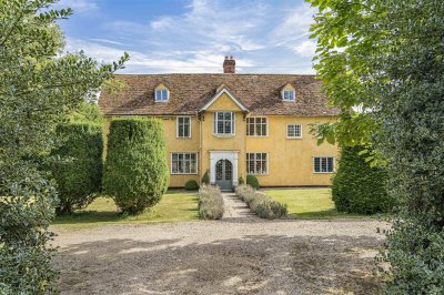 Property on CO9 4LS