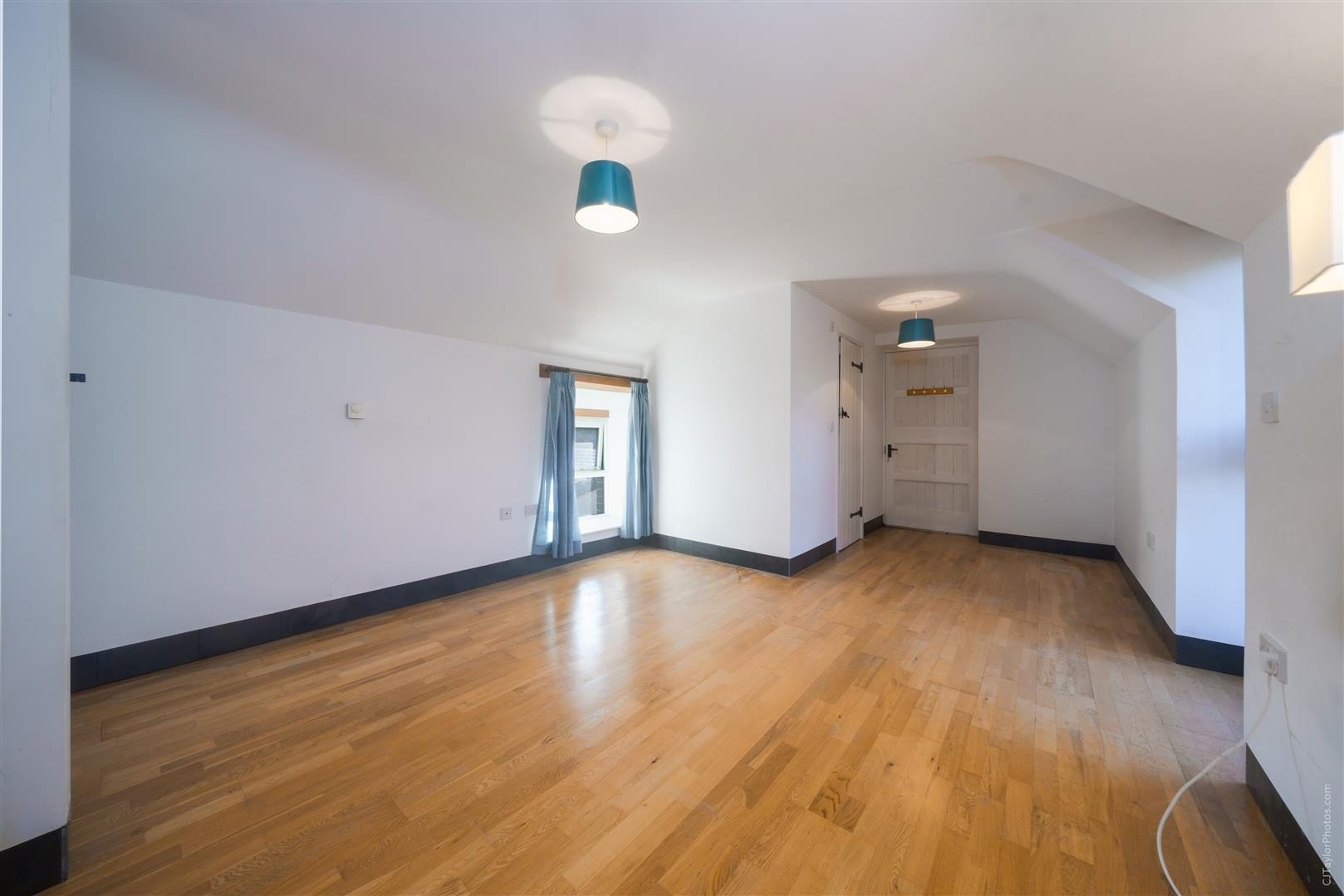 Thumbnail 32