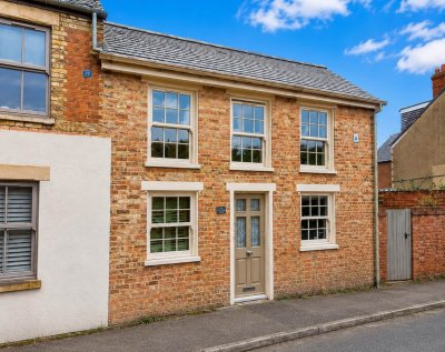 Property on OX4 1SN