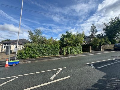 Property on Oakworth Road, BD21 1RN