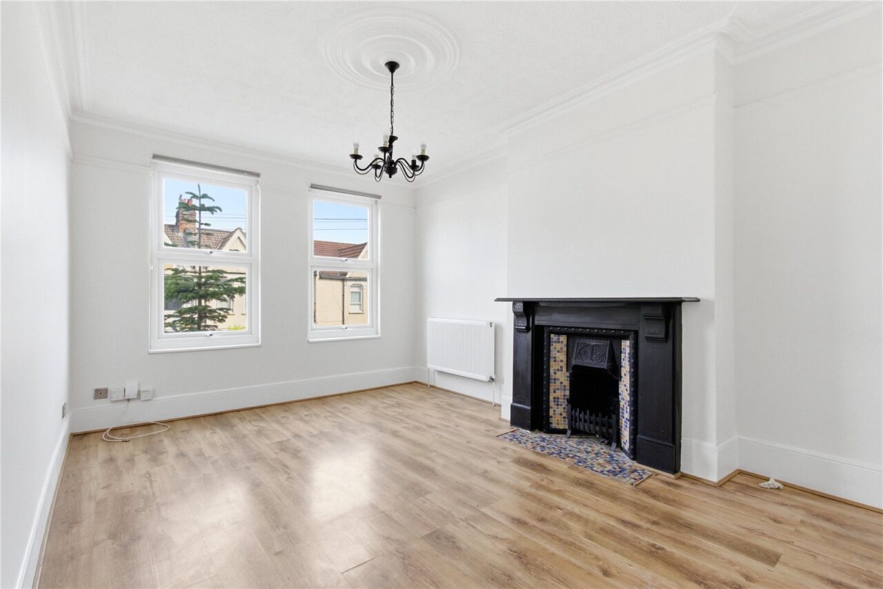 Sirdar Road, N22