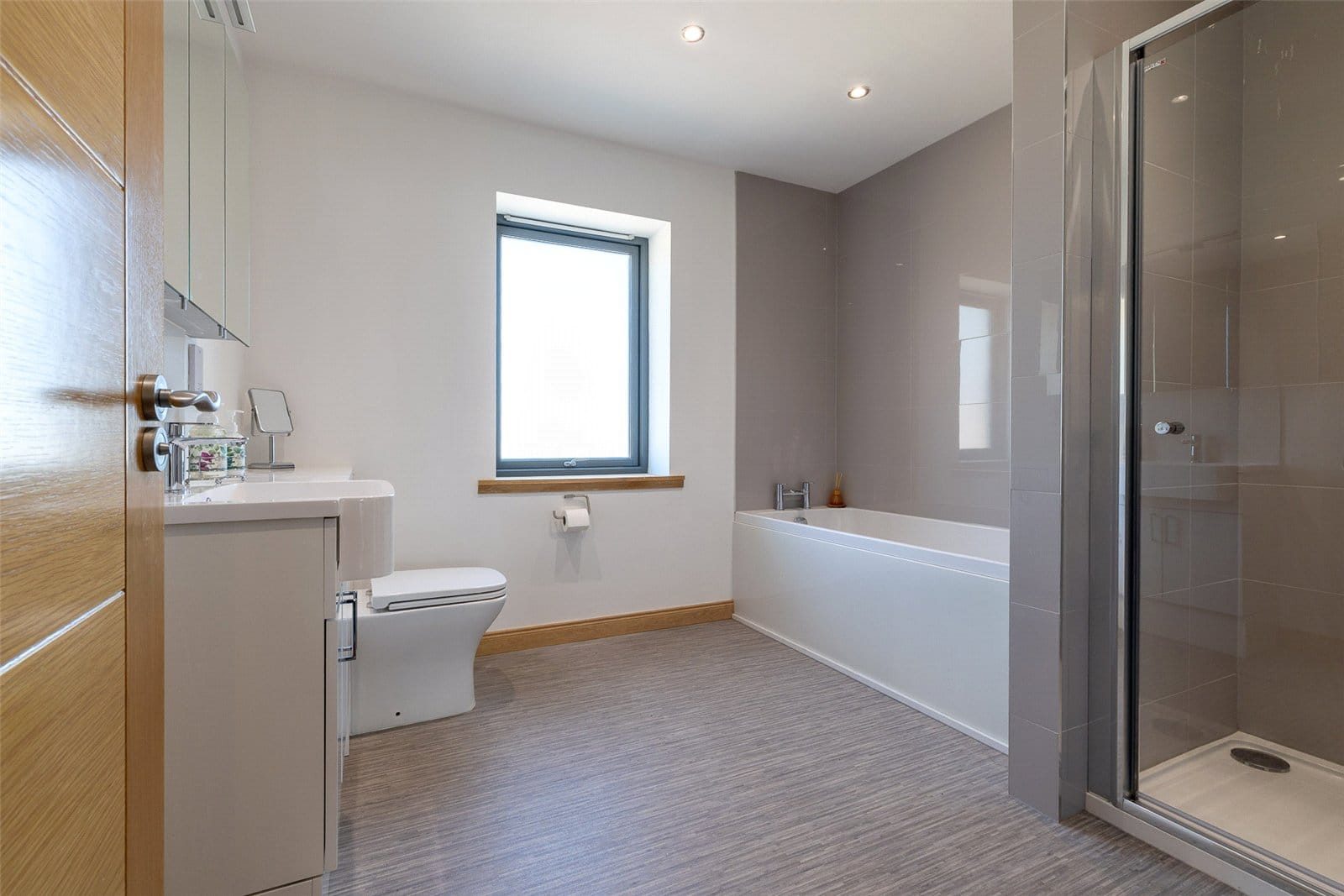 Thumbnail 4643