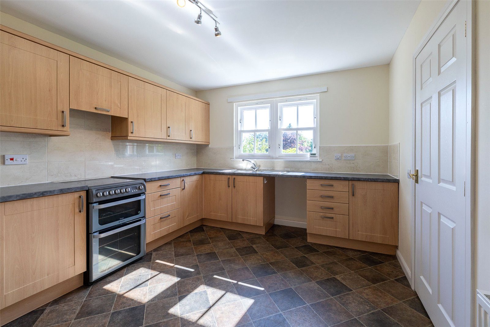 Thumbnail 1601