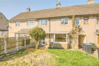 Property on Stone Grove, BD20 6TQ