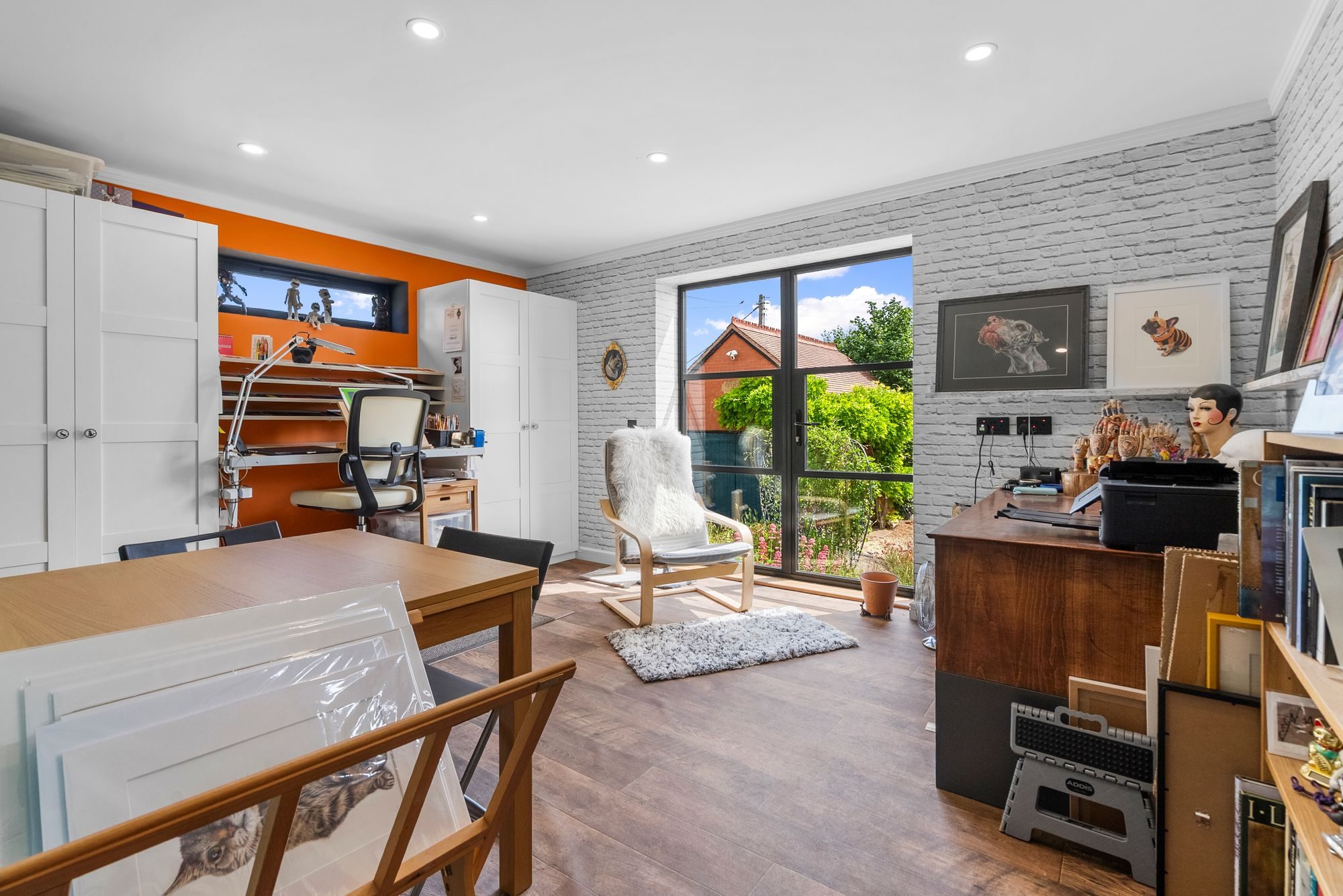 Thumbnail 11