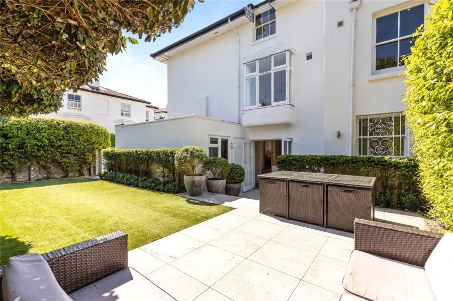 Thumbnail 10