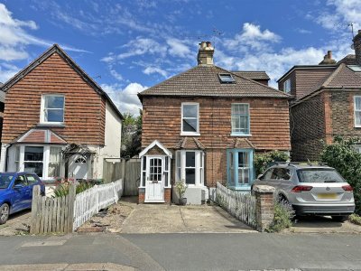 Property on Earlswood Road, RH1 6HW