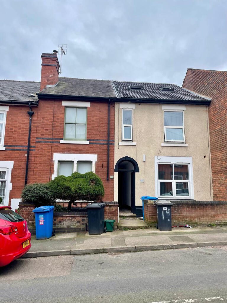 Property main image