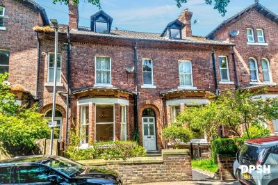 Property on Westfield Grove, WF1 3RS