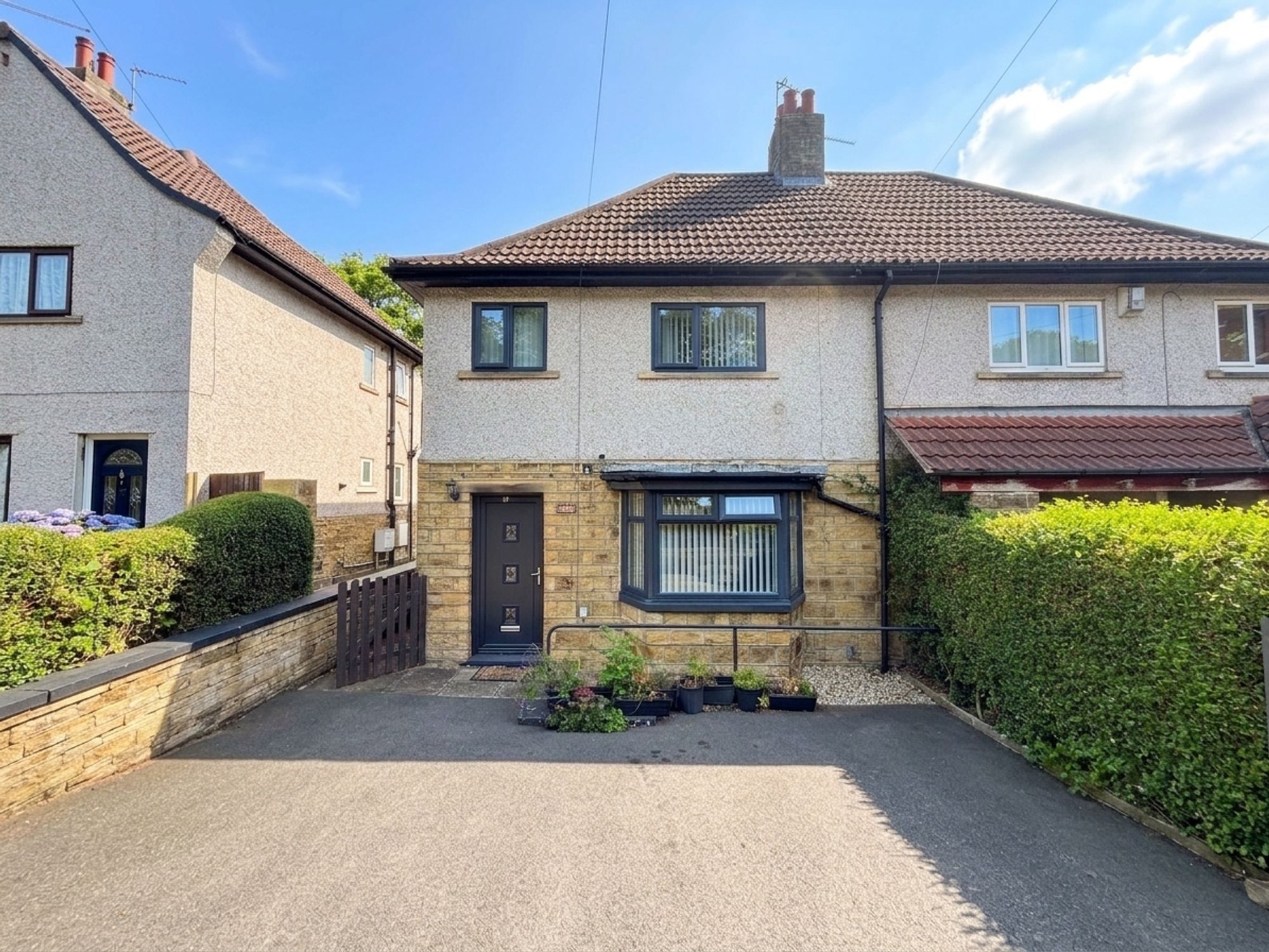 Highlands Avenue, Huddersfield, HD5
