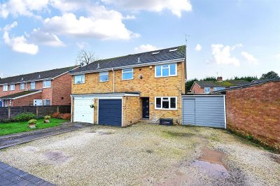 Property on GU46 7SH