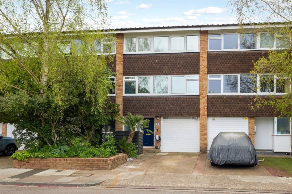 Terraced House
