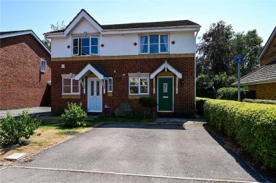 Property on GU12 5SU