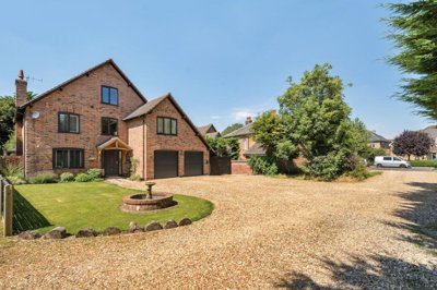 Property on Clifton Road, SG17 5AA