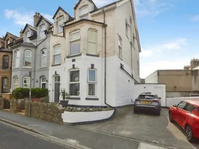 Property on Berry Road, TR7 1AT