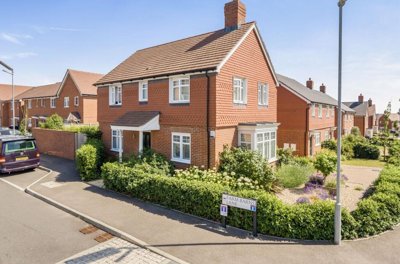 Property on Farm Barns Lane, PO19 3FT