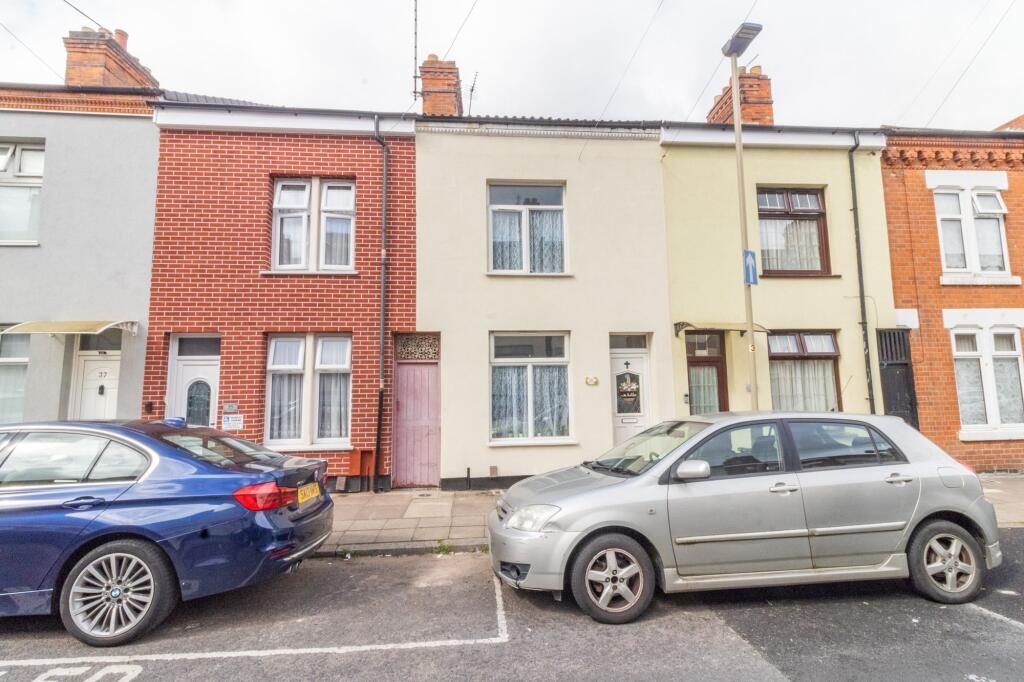 Property main image