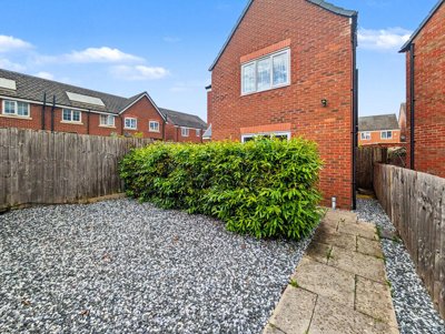 Property on Yew Tree Close, SY1 2UR