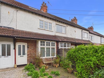 Property on West View, HU14 3AG