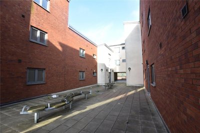 Property on Westgate, WF1 1EW