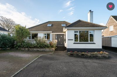 Property on TR14 7LS
