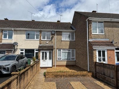 Property on Stonelea Close, SN14 0DD