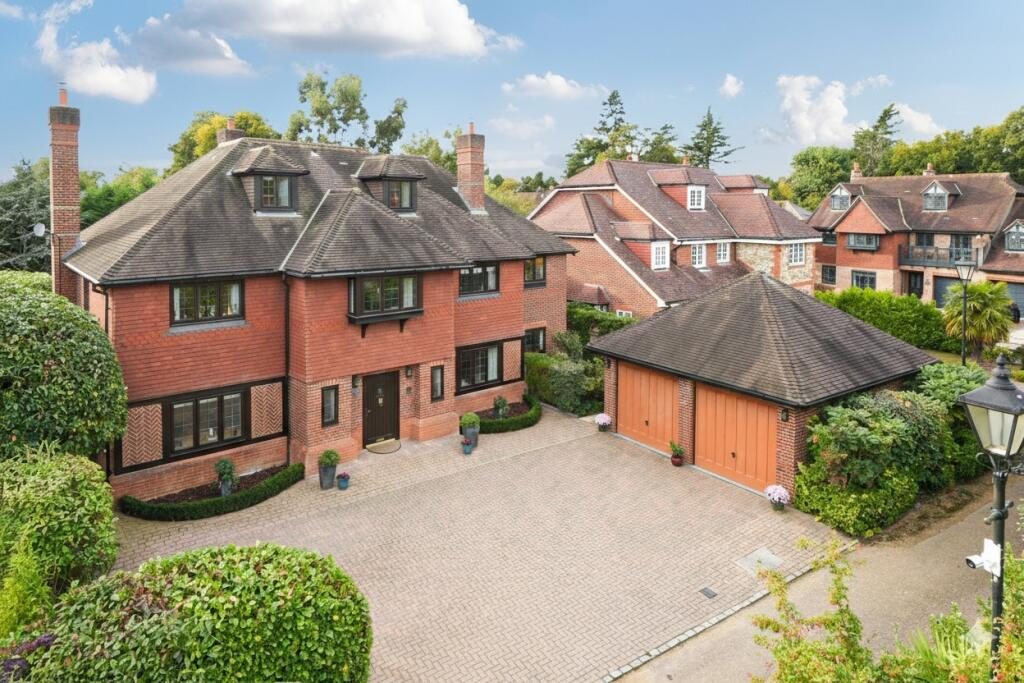 Property main image