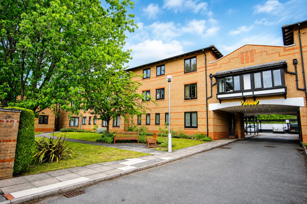 Property main image