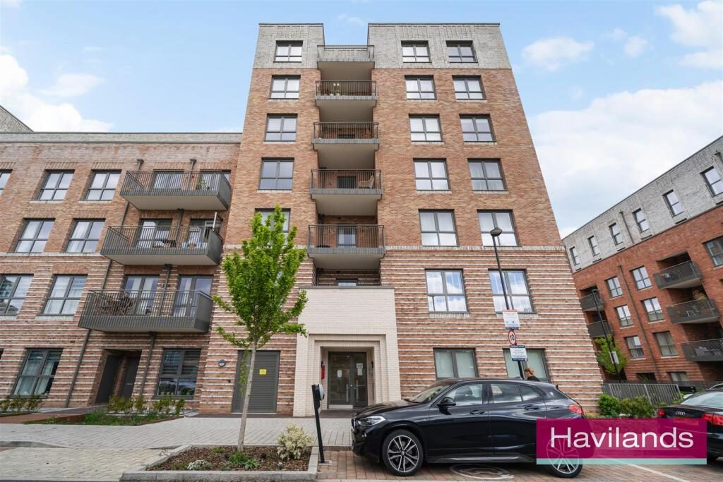Property main image