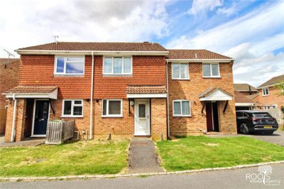 Property on Fyfield Road, RG19 3XU