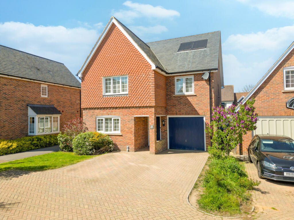 Property main image
