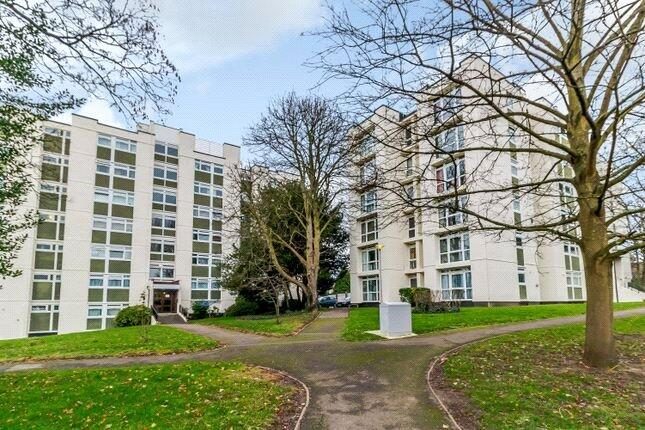 Manor Court, Weybridge, Surrey, KT13