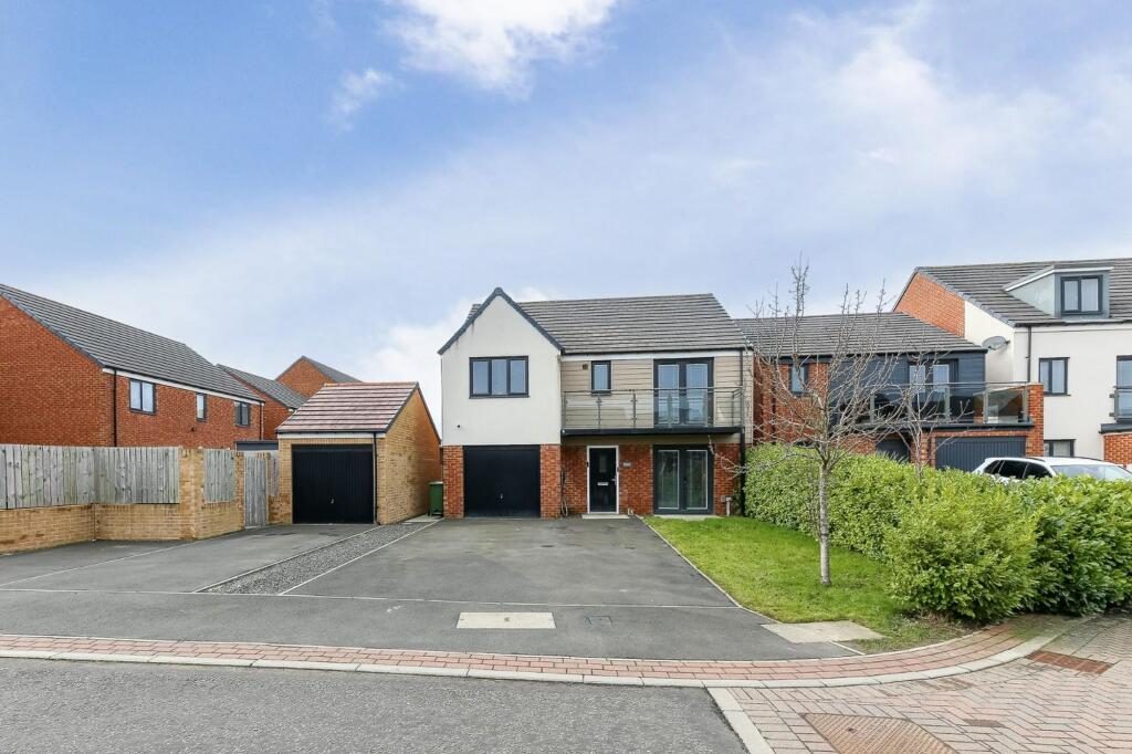 Property main image