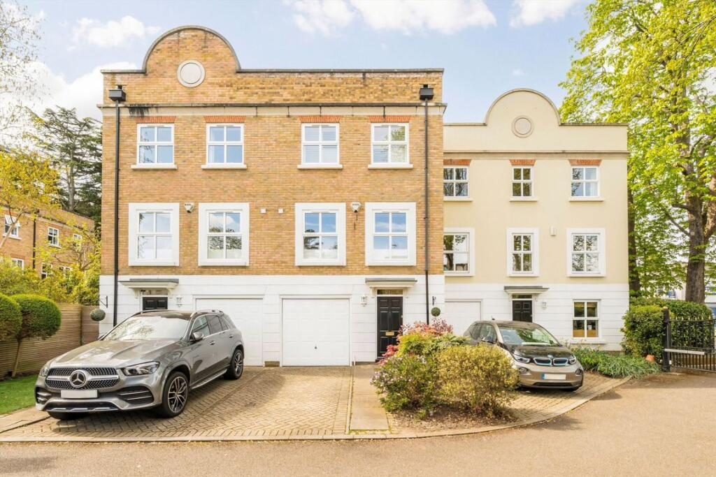 Terraced House