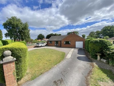 Property on Church Close, DL7 9TG