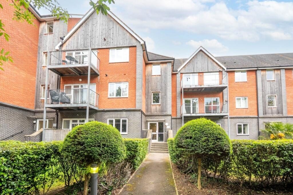 Property main image