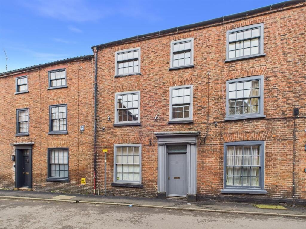 Terraced House