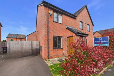 Property on Blossom Way, M6 6HX