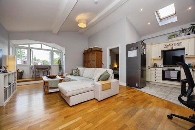 Maisonette