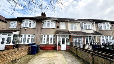Property on Rosecroft Road, UB1 2XH