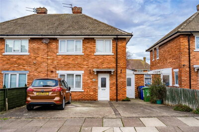 Property on Rufford Road, DN35 9AG