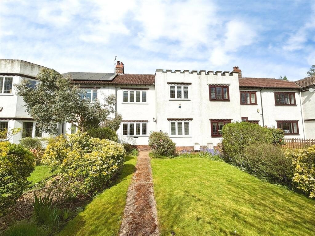 Terraced House