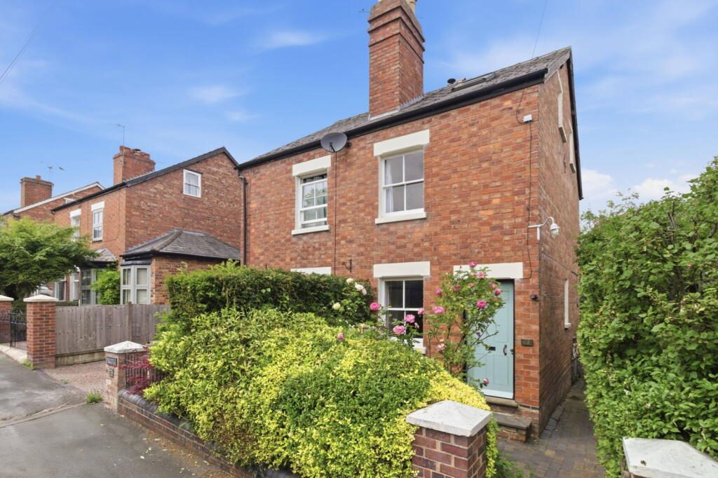Property main image